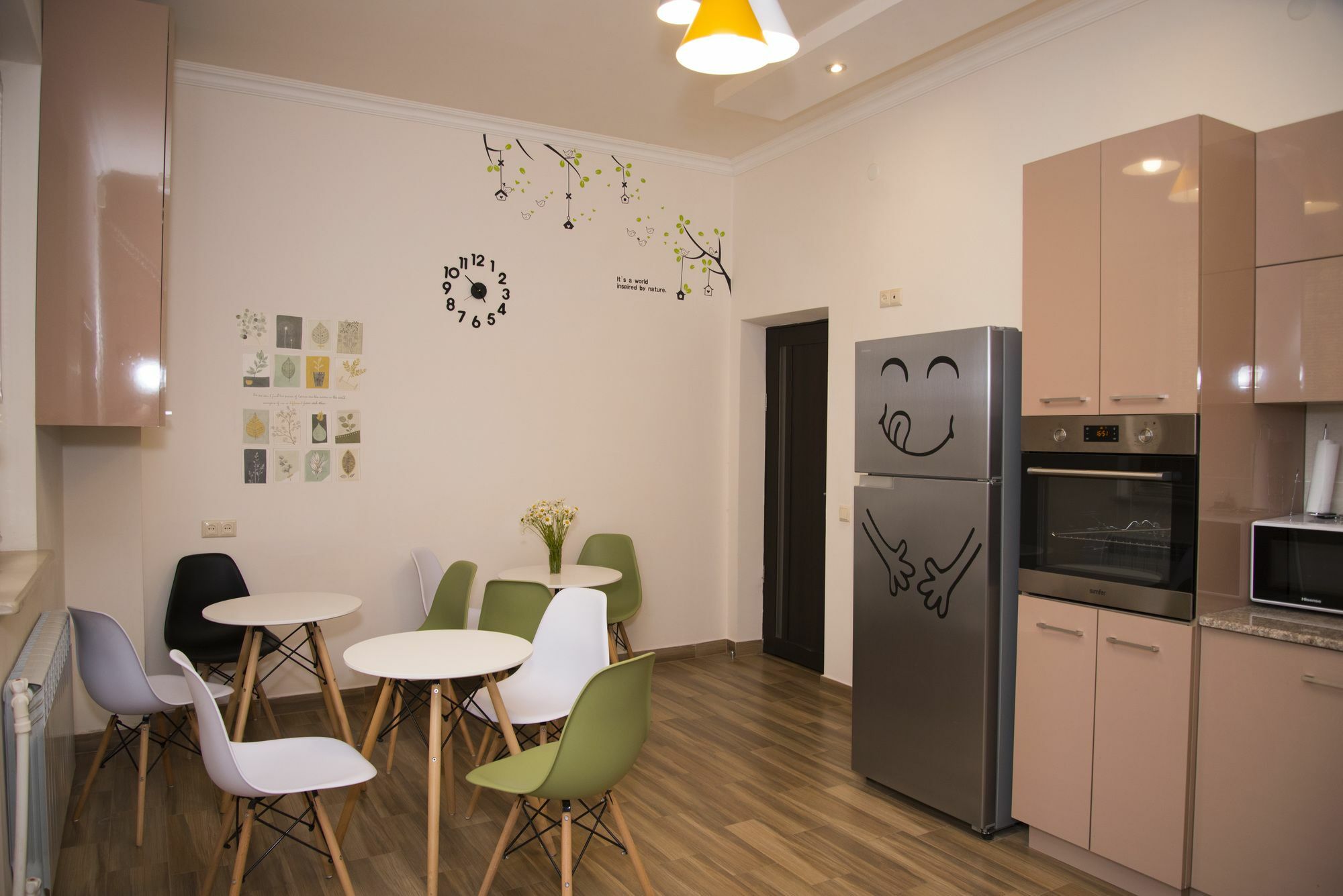 Katun Hostel Ереван Екстериор снимка